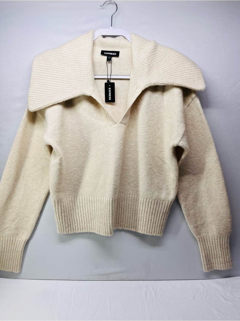 Express Cream Oversized Collar V-Neck Sweater